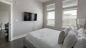 1 Schlafzimmer, Schreibtisch, Bügeleisen/Bügelbrett, WLAN