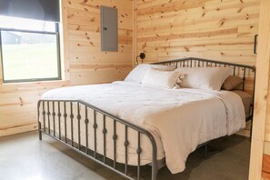 2 dormitorios, tabla de planchar con plancha, wifi gratis y ropa de cama