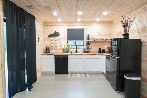 Twin Cottages **** Presale**** cottage #7