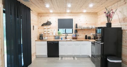 Twin Cottages **** Presale**** cottage #7