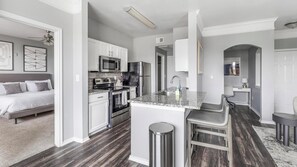 1 Schlafzimmer, Schreibtisch, Bügeleisen/Bügelbrett, WLAN