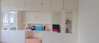 Footsteps away from wembley stadium. Best prime Location in wembley!
Family Room