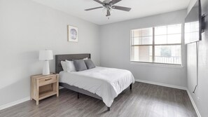 1 bedroom, desk, iron/ironing board, WiFi