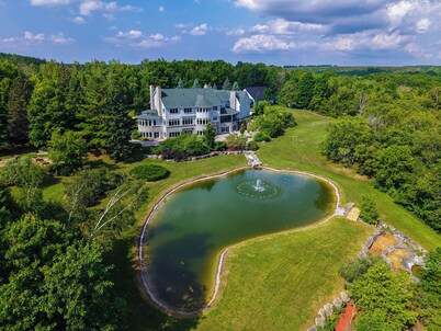 Where Luxury Meets Nature 