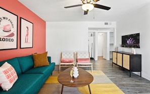 House (2 Bedrooms) | Interior