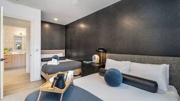 House (2 Bedrooms) | 3 bedrooms, blackout drapes, iron/ironing board, WiFi (free)
