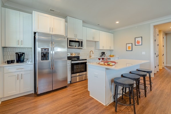 House (2 Bedrooms) | Front of property