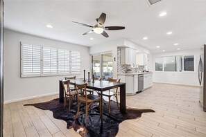 Casa (4 Bedrooms) | Parte interna