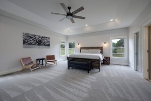 House (6 Bedrooms) | Interior