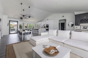 Maison (4 Bedrooms) | Intérieur