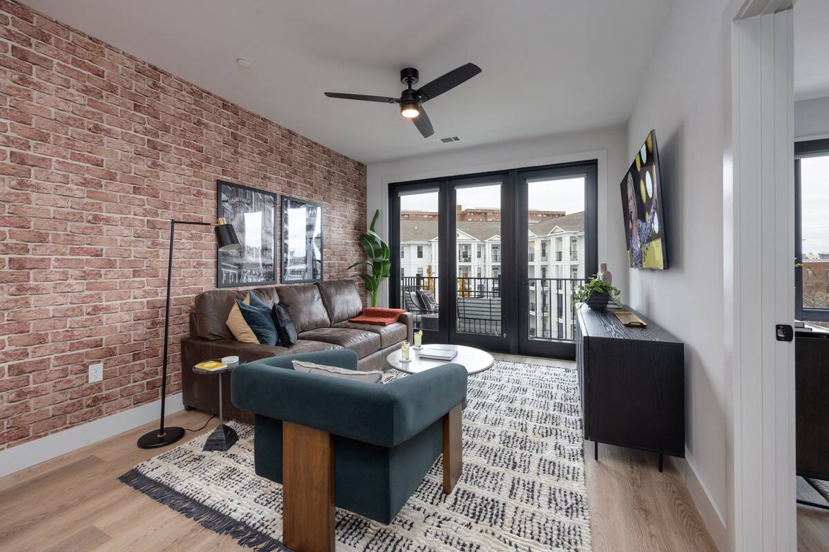House (2 Bedrooms) | Front of property