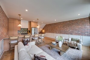 บ้านพัก (4 Bedrooms) | ภายใน