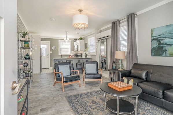 House (2 Bedrooms) | Front of property