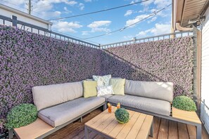House (2 Bedrooms) | Interior - Urban Pearl-2 Bedroom & Private Patio-in Midtown (Nashville)