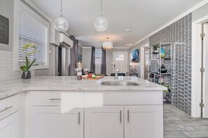 Casa (2 Bedrooms) | Interior