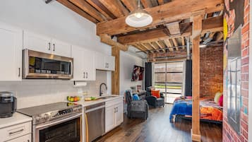 House (1 Bedroom) | Interior