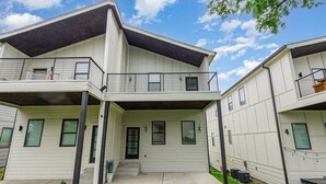 單棟房屋 (4 Bedrooms) | 內部