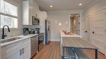 House (1 Bedroom) | Interior