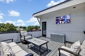 House (4 Bedrooms) | Interior - Soprano-private Rooftop-gr8 Walking Location (Nashville)