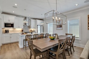 House (4 Bedrooms) | Front of property - Soprano-private Rooftop-gr8 Walking Location (Nashville)