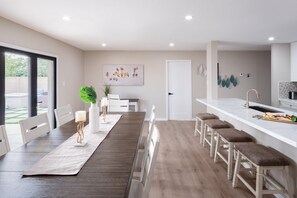 Maison (6 Bedrooms) | Intérieur