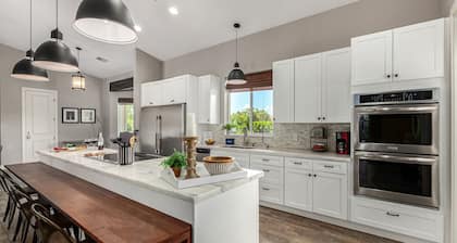 Sunny Daze in Old Town Scottsdale - Heated Pool