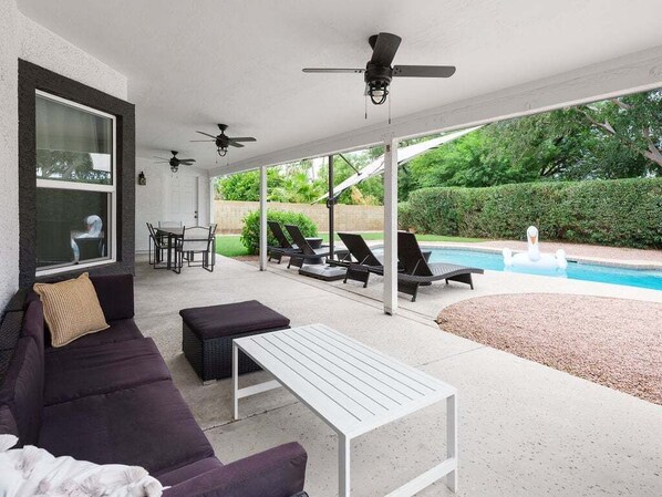 บ้านพัก (6 Bedrooms) | ภายใน