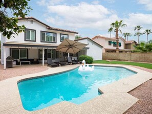 House (6 Bedrooms) | Front of property - Sereno - Sparkling Pool - Near Scottsdale Quarter (Scottsdale)