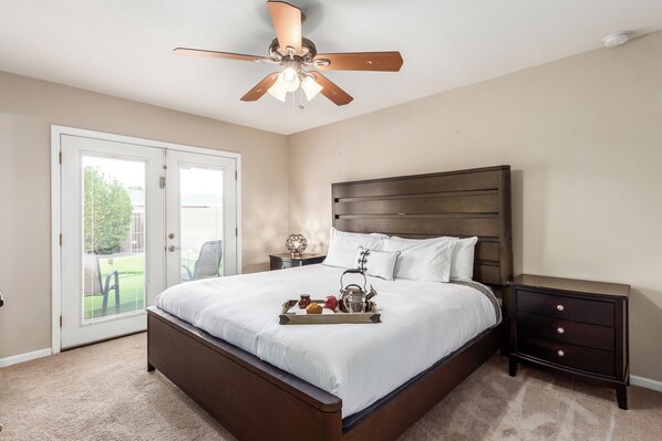 House (3 Bedrooms) | Interior - Games Galore - Old Town Scottsdale - Pool - Mini Golf & More! (Scottsdale)