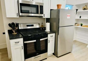 Exclusive Apartment, Pets Allowed | Private kitchen