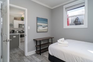 Interior - Opulent Pearl - Private Patio - Mins to Broadway (Nashville)