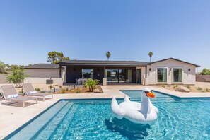 House (5 Bedrooms) | Interior - Sport & Splash - Pickle Ball - Sports Court -pool & Spa (Scottsdale)