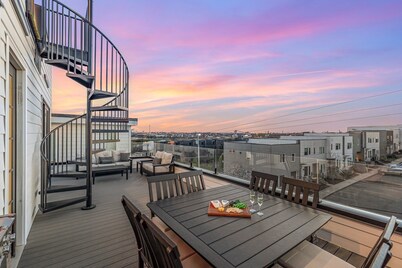 Luxe-high Note-2 Rooftop Decks-3 Mins to Broadway