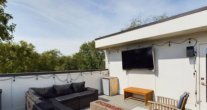 Country Lyric - Mins to Downtown - Rooftop Deck