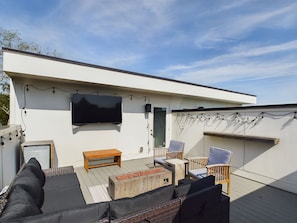 Interior - Country Lyric - Mins to Downtown - Rooftop Deck (Nashville)