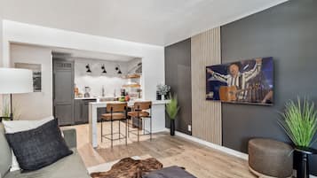 House (1 Bedroom) | Front of property