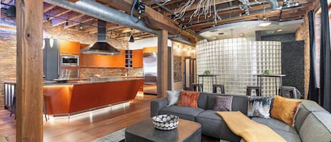 House (3 Bedrooms) | Front of property