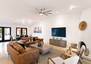House (Multiple Bedrooms) | Interior - Sunset Palms-pool, Spa & Sports Court-scottsdale (Scottsdale)