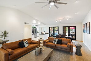 Maison (Multiple Bedrooms) | Intérieur