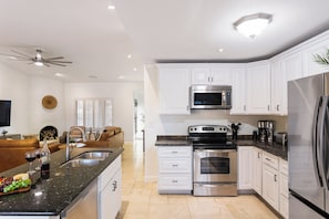 Maison (Multiple Bedrooms) | Intérieur