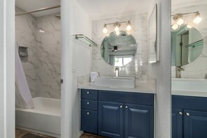 Interior - Blue Abode - Old Town Scottsdale - Pool &bbq Grill (Scottsdale)