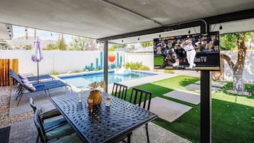 Talo (4 Bedrooms) | Sisätilat