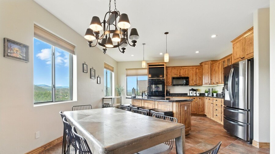 The Sanctuary at Prescott-downtown-hot Tub & Views