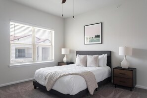 1 bedroom, desk, iron/ironing board, WiFi