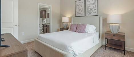 2 sovrum, skrivbord, strykjärn/strykbräda och wi-fi