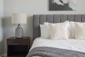 1 chambre, bureau, fer et planche à repasser, Wi-Fi