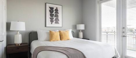 1 bedroom, desk, iron/ironing board, WiFi