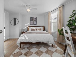 9 bedrooms, desk, iron/ironing board, travel crib - Group Trip | 9BR 12BEDS 3 SOFA BEDS + Outdoor (Somerville)