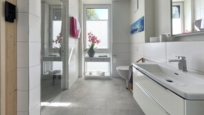 Dusche, Haartrockner