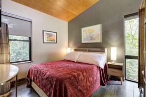 3 bedrooms, free WiFi, bed sheets